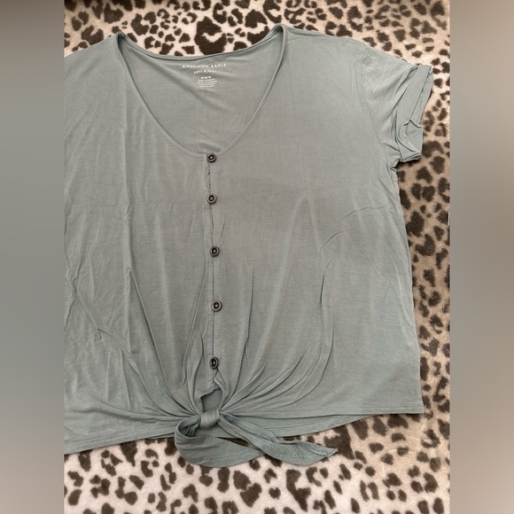 American Eagle Soft & Sexy Button Front Tie Knot T-Shirt in Washed Green Gray M - Picture 8 of 15
